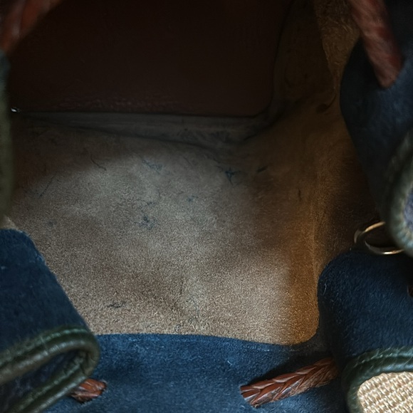 Vintage 1980s Dooney & Bourke all weather pebbled leather drawstring bag - Picture 14 of 14